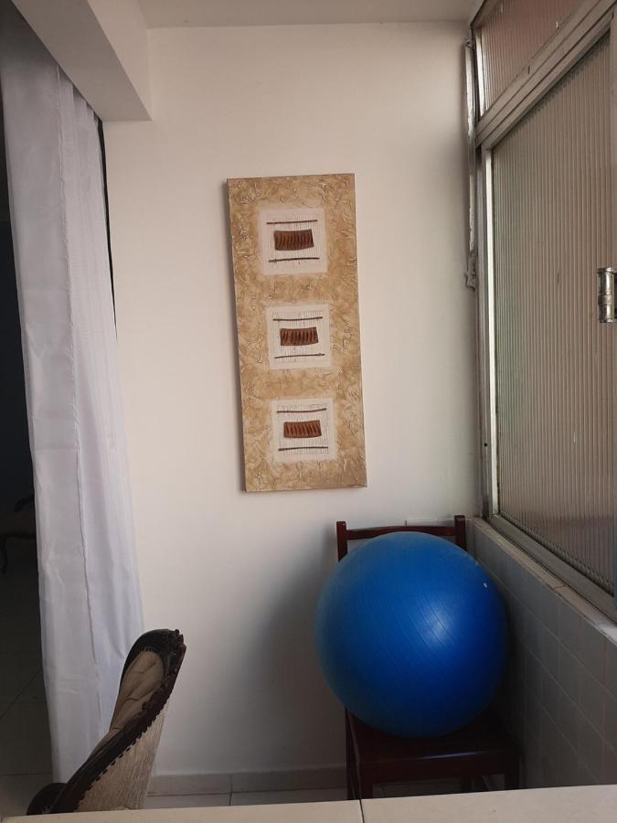 Apartamento Vento E Mar - 2 Quartos Com Sacada Na Quadra Da Praia Do Gonzaga Сантус Екстер'єр фото