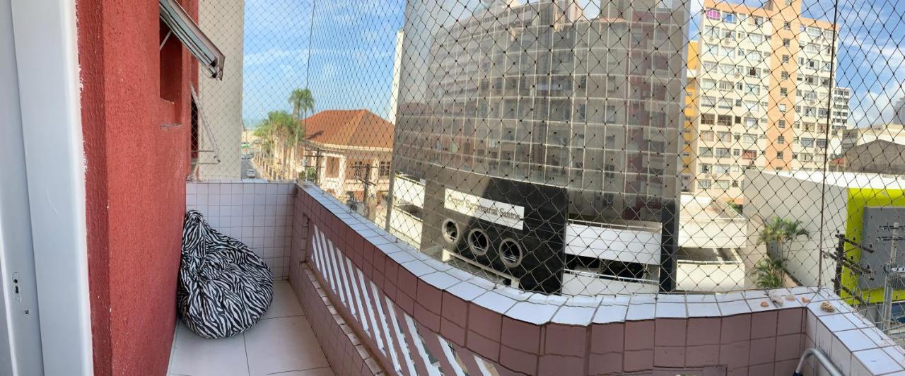 Apartamento Vento E Mar - 2 Quartos Com Sacada Na Quadra Da Praia Do Gonzaga Сантус Екстер'єр фото